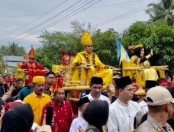 Bupati dan Wakil Bupati Parigi Moutong Terima Gelar Kehormatan Tosia’ang dari Lembaga Adat Olongian Tialo