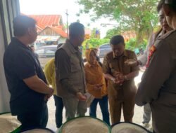 Bapanas Pastikan Mutu Beras Bantuan Pangan di Parigi Moutong Terjaga Baik