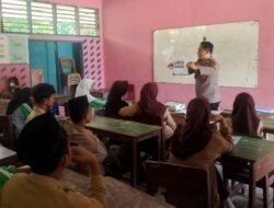 Sambangi SMPN 2 Toribulu, Satgas Madago Raya Beri Penyuluhan Bahaya Radikalisme dan Bullying