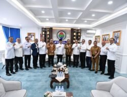 Temui Mendes PDT, Anwar Hafid Dorong Digitalisasi 606 Desa Blank Spot