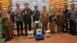 Sidak Gudang Bulog, Pemkab Parigi Moutong Pastikan Kualitas Bantuan Pangan dan Tepat Sasaran