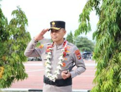 Polda Sulteng Sambut Kapolda Baru dengan Tradisi Jajar Hormat dan Adat Kaili