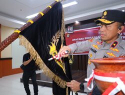 Jelang Hari Bhayangkara ke-80, Polda Sulteng Teguhkan Integritas Personel Lewat Tradisi Pencucian Pataka