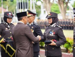 Tiga Personel Polda Sulteng Terima Satyalencana Bintang Bhayangkara Nararya pada Peringatan Hari Bhayangkara ke-80