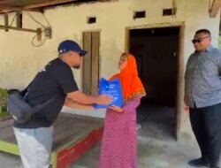 Setahun Lebih Mengetuk Pintu, Komunitas Jumat Berbagi Terus Menebar Kebaikkan Lewat Paket-Paket Sederhana