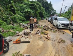 Banjir Rendam Empat Desa di Kasimbar, Jalur Trans Sulawesi Tertutup Material Longsor