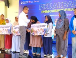 Dari Tangan Perempuan, Harapan Keluarga Tumbuh: Di Bawah Pimpinan Akbar Rifani, PNM Beri Beasiswa Anak Nasabah