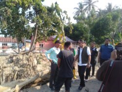 Bantuan Beras dan Perlengkapan Dapur Disalurkan untuk Korban Banjir Desa Avolua