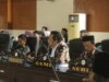 DPRD Parimo Soroti Ketimpangan Seragam Gratis, Disiplin Pegawai Sekretariat Ikut Dikritik
