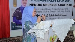 Pesantren Lansia di Sulteng Diikuti Puluhan Peserta, Wagub Reny Tekankan Kesehatan dan Keimanan