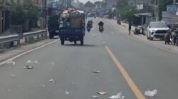 Viral Triseda DLH Buat Sampah Berserakan di Jalan Trans Sulawesi, Kabid DLH Parimo Tegaskan Akan Panggil Petugas